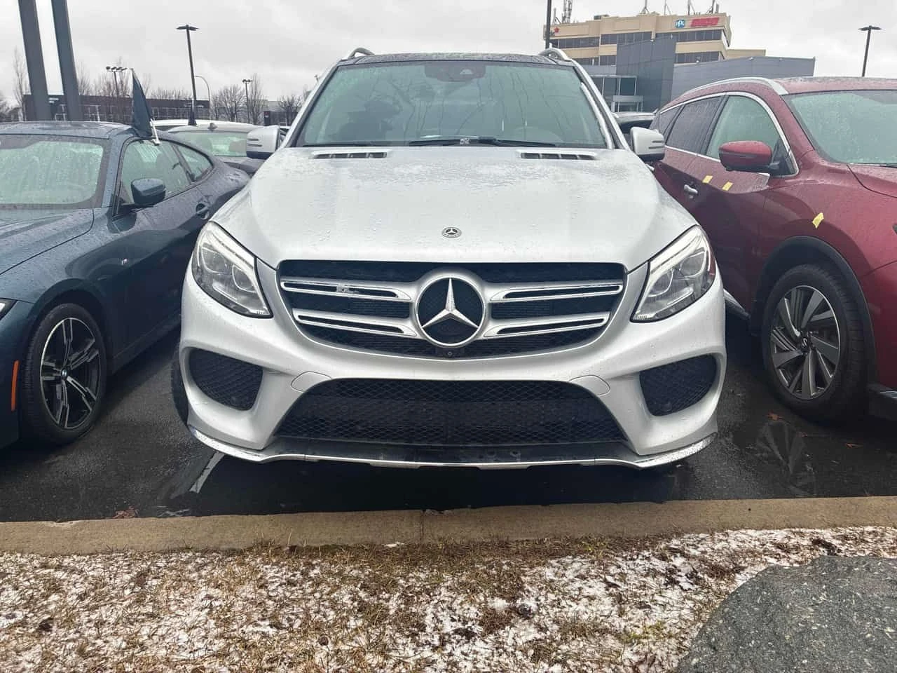 Mercedes-Benz GLE 400 * CARFAX * ОПЦИЯ ЗА ФИНАНСИРАНЕ, снимка 6 - Автомобили и джипове - 55064461