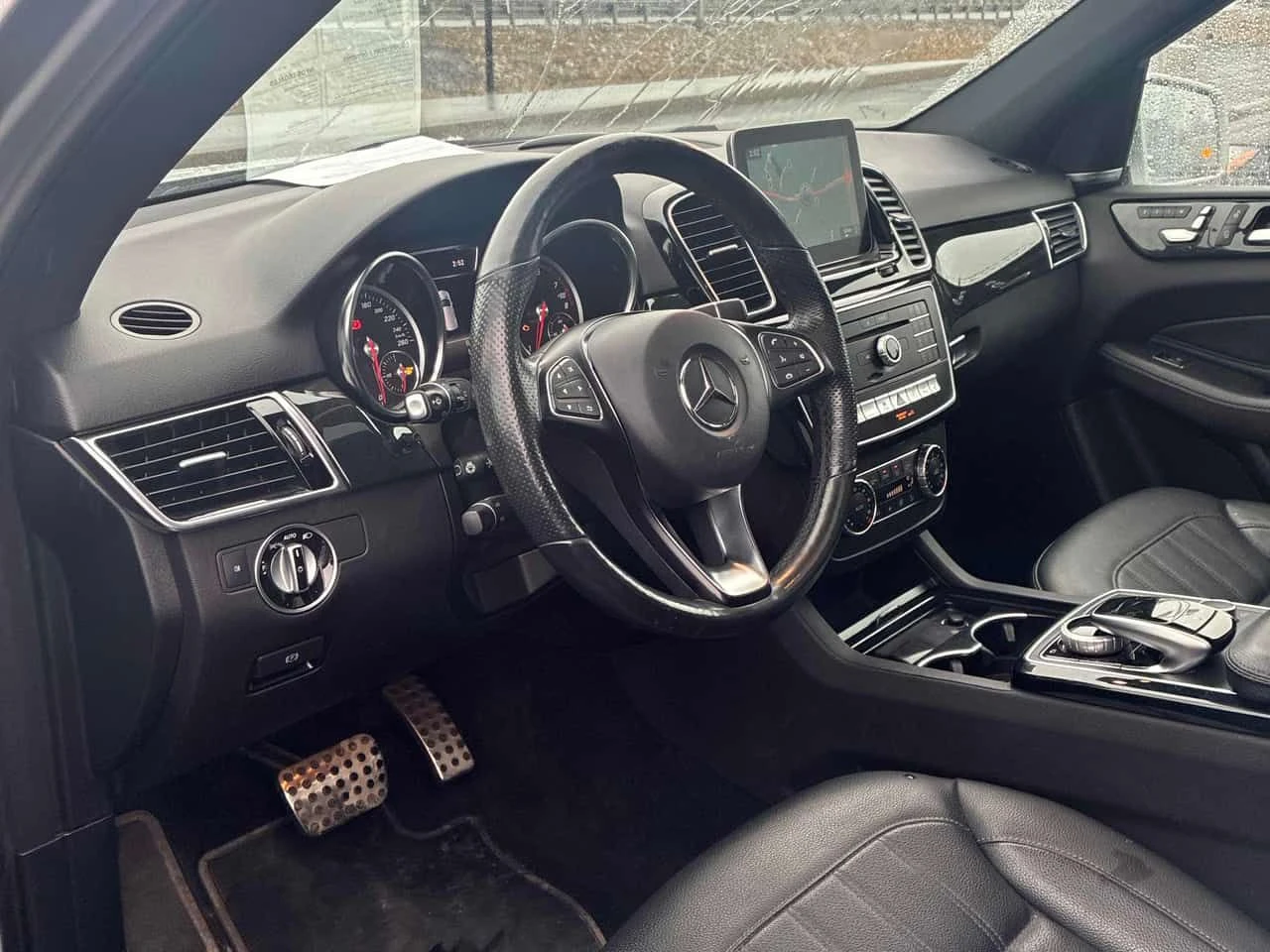 Mercedes-Benz GLE 400 * CARFAX * ОПЦИЯ ЗА ФИНАНСИРАНЕ, снимка 5 - Автомобили и джипове - 55064461