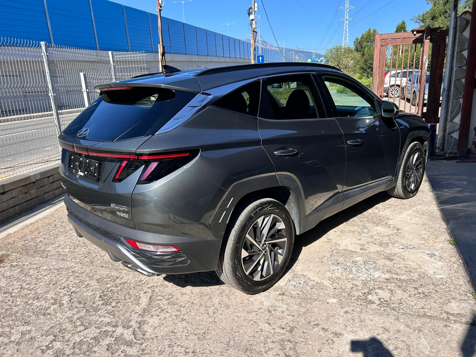 Hyundai Tucson 1.6 T-GDI Hybrid  57000км, снимка 4 - Автомобили и джипове - 55480713