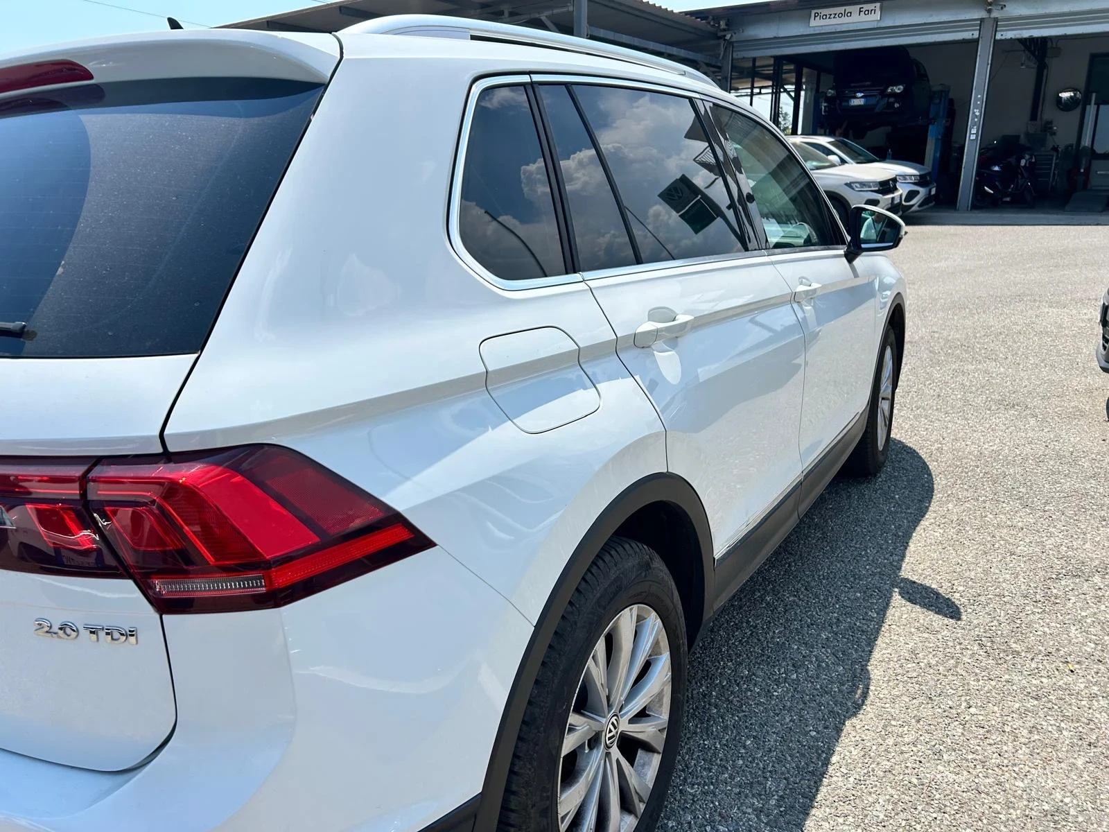 VW Tiguan 2.0 TDI SCR DSG Style BlueMotion Technology, снимка 4 - Автомобили и джипове - 55717554