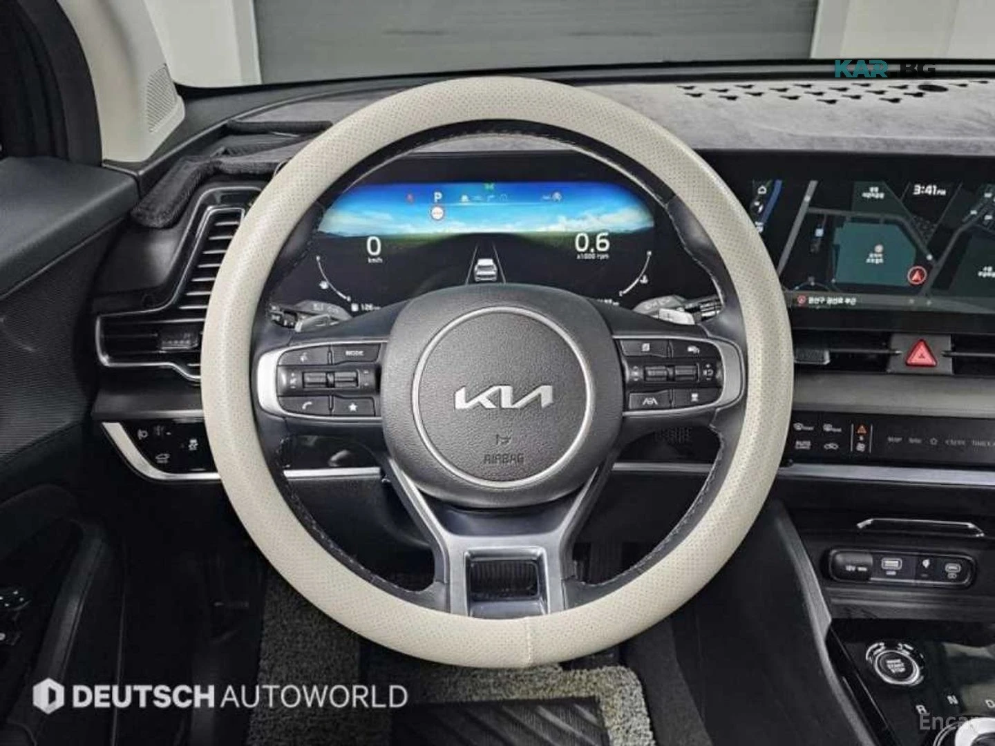 Kia Sportage 1.6T Noblesse 4x4* 360 CAM* ПОДГРЕВ* ОБДУХВАНЕ* , снимка 9 - Автомобили и джипове - 55802327
