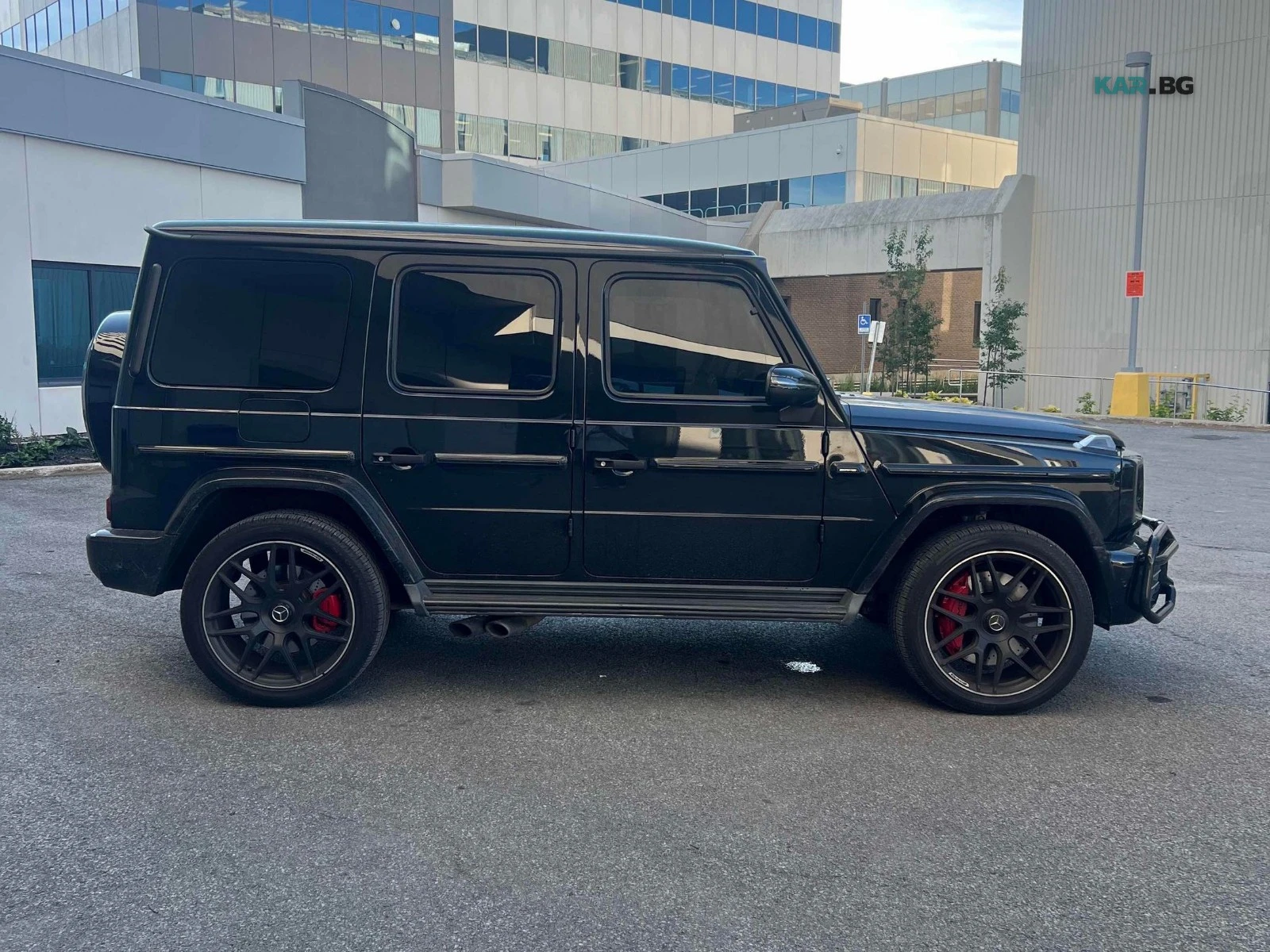Mercedes-Benz G 63 AMG АвтоКредит * (ЦЕНА ДО БГ), снимка 3 - Автомобили и джипове - 55893447
