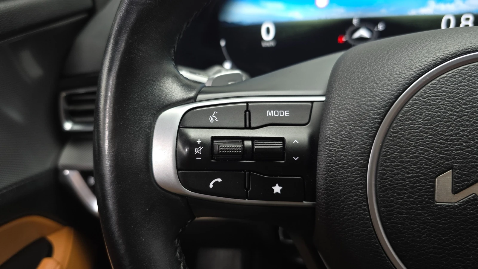 Kia Sportage 2.0 Diesel 2WD Noblesse, снимка 15 - Автомобили и джипове - 55942667