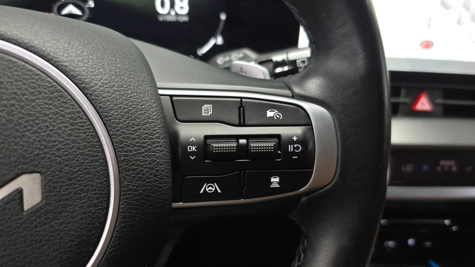 Kia Sportage 2.0 Diesel 2WD Noblesse, снимка 7 - Автомобили и джипове - 55942667