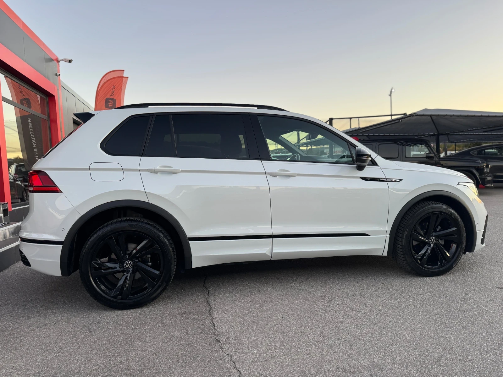 VW Tiguan 2.0Tdi-4x4-R LINE-FULL-TOP CENA | Mobile.bg � ����������� 5