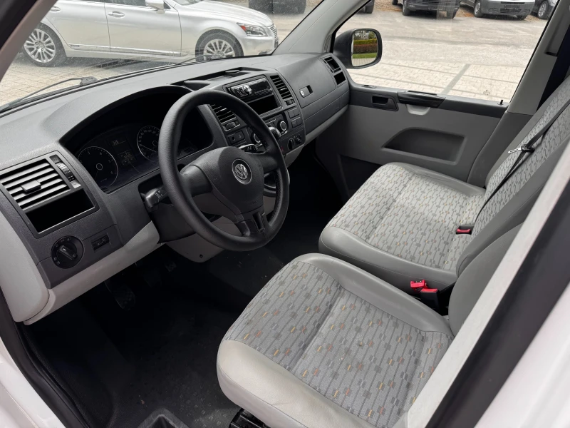 VW Transporter 2.0TDI 9-местен 2xКлима Euro 5 , снимка 12 - Бусове и автобуси - 47450599