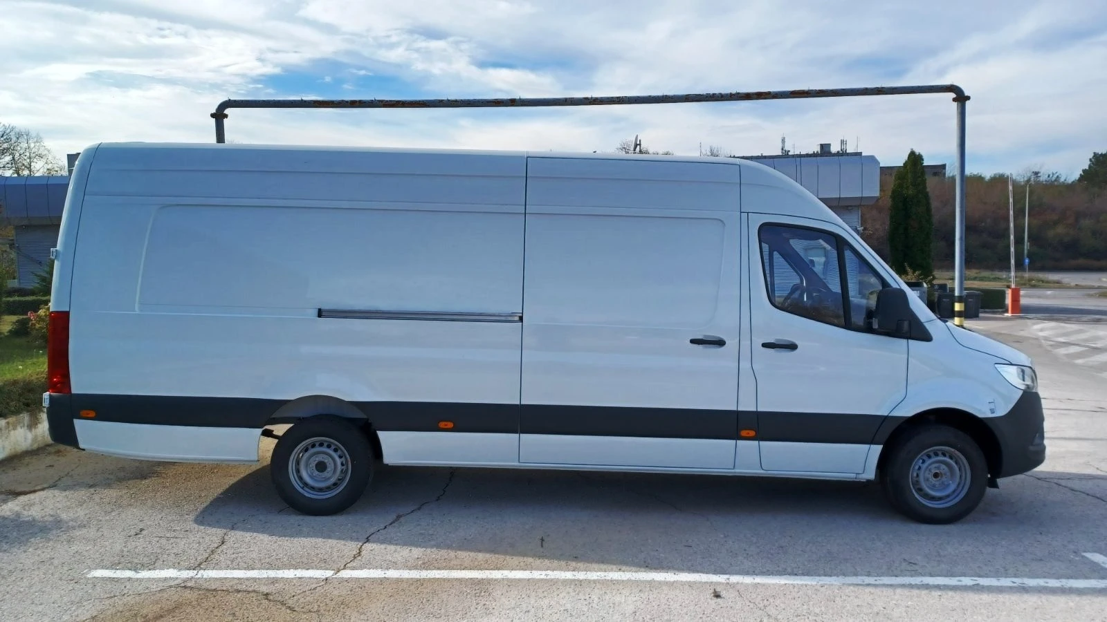 Mercedes-Benz Sprinter 317 CDI - изображение 4