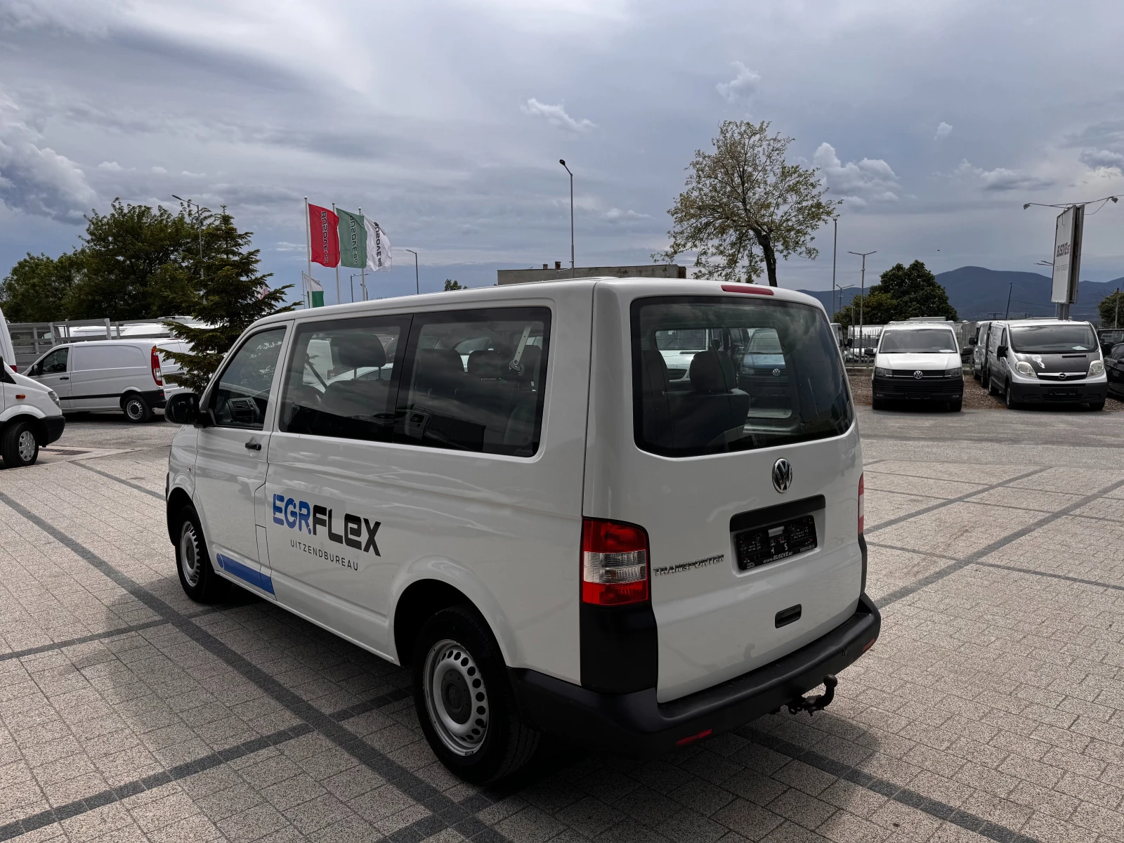 VW Transporter 2.0TDI 9-местен 2xКлима Euro 5  - изображение 4