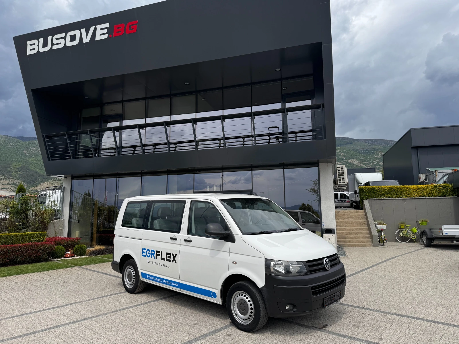 VW Transporter 2.0TDI 9- 2x Euro 5  | Mobile.bg   1