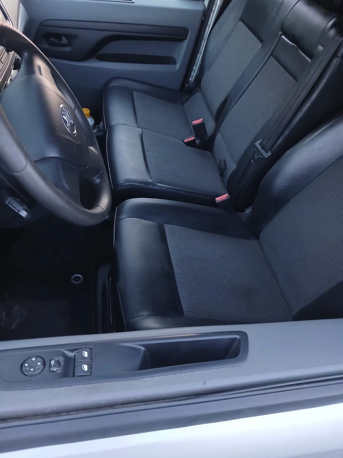 Toyota Proace, снимка 7 - Бусове и автобуси - 55931763