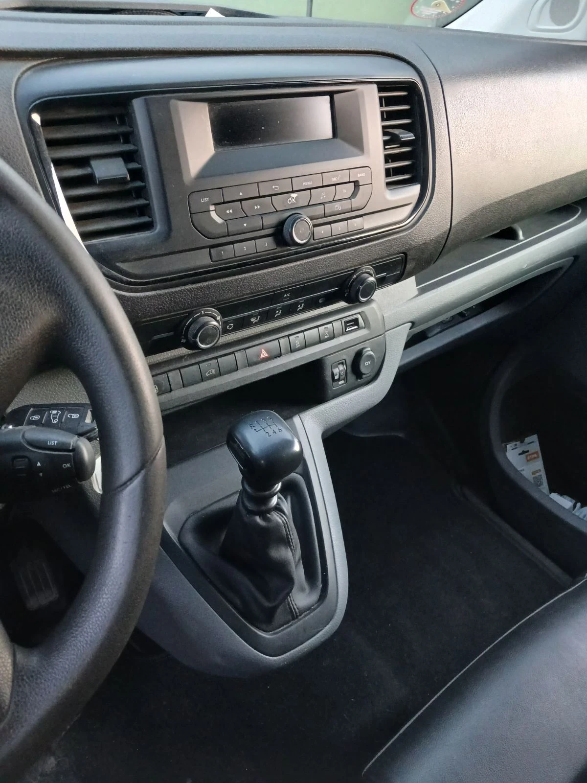 Toyota Proace, снимка 10 - Бусове и автобуси - 55931763