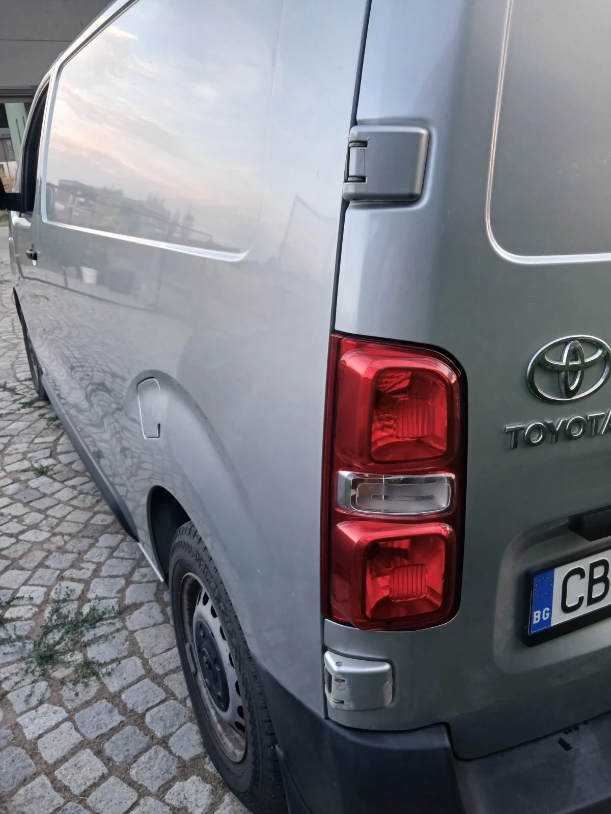 Toyota Proace, снимка 4 - Бусове и автобуси - 55931763