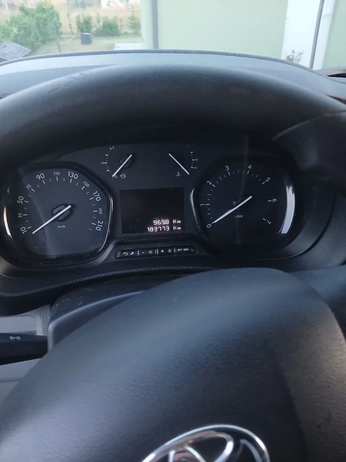 Toyota Proace, снимка 14 - Бусове и автобуси - 55931763