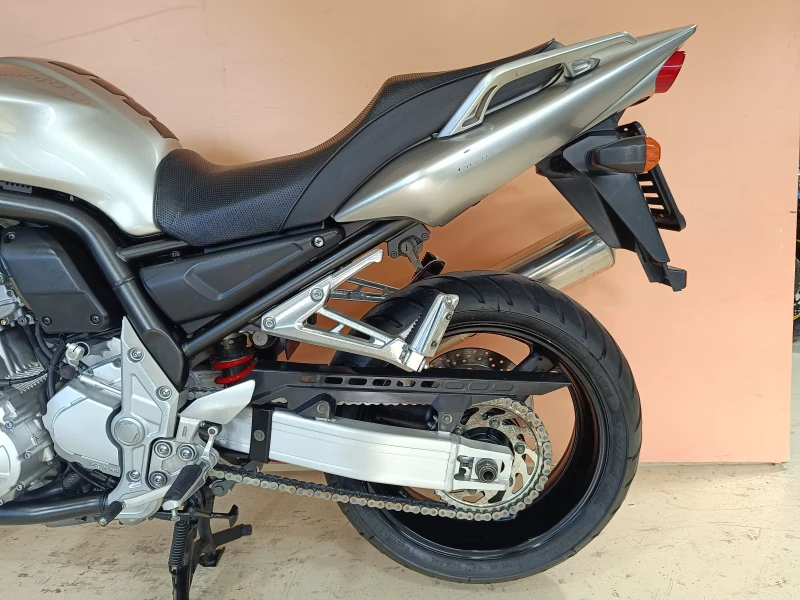 Yamaha Fazer 1000, снимка 14 - Мотоциклети и мототехника - 51487329