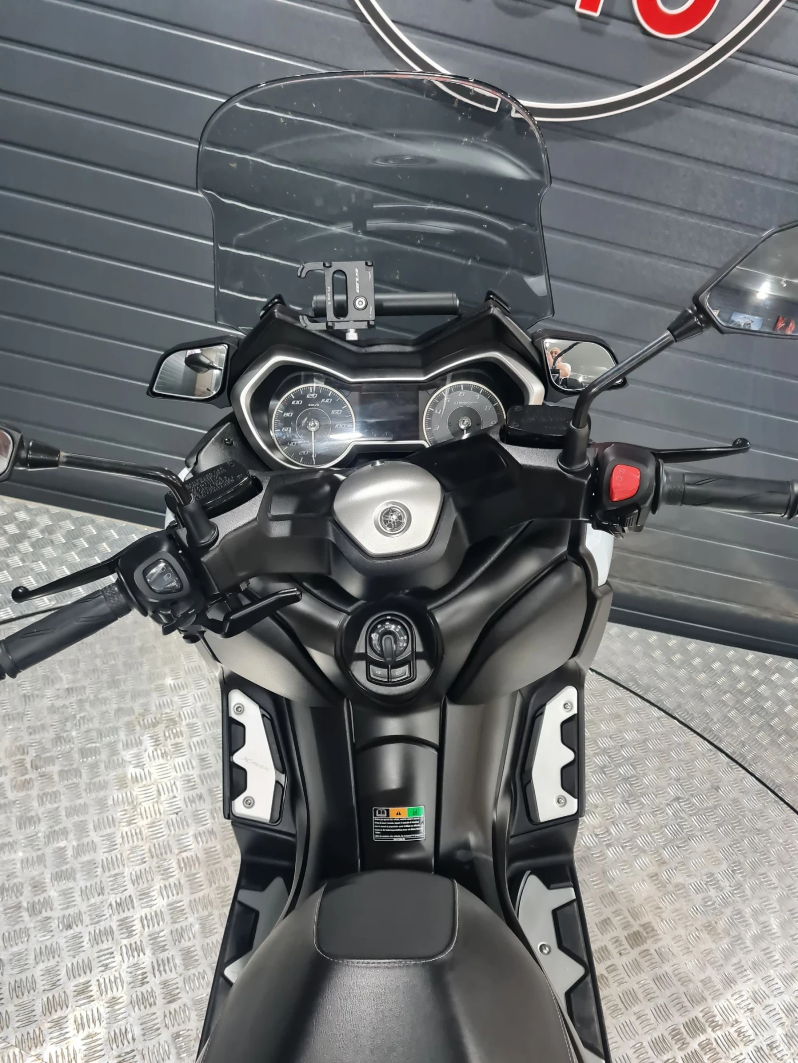 Yamaha X-max WHITE QUEEN  | Mobile.bg   12