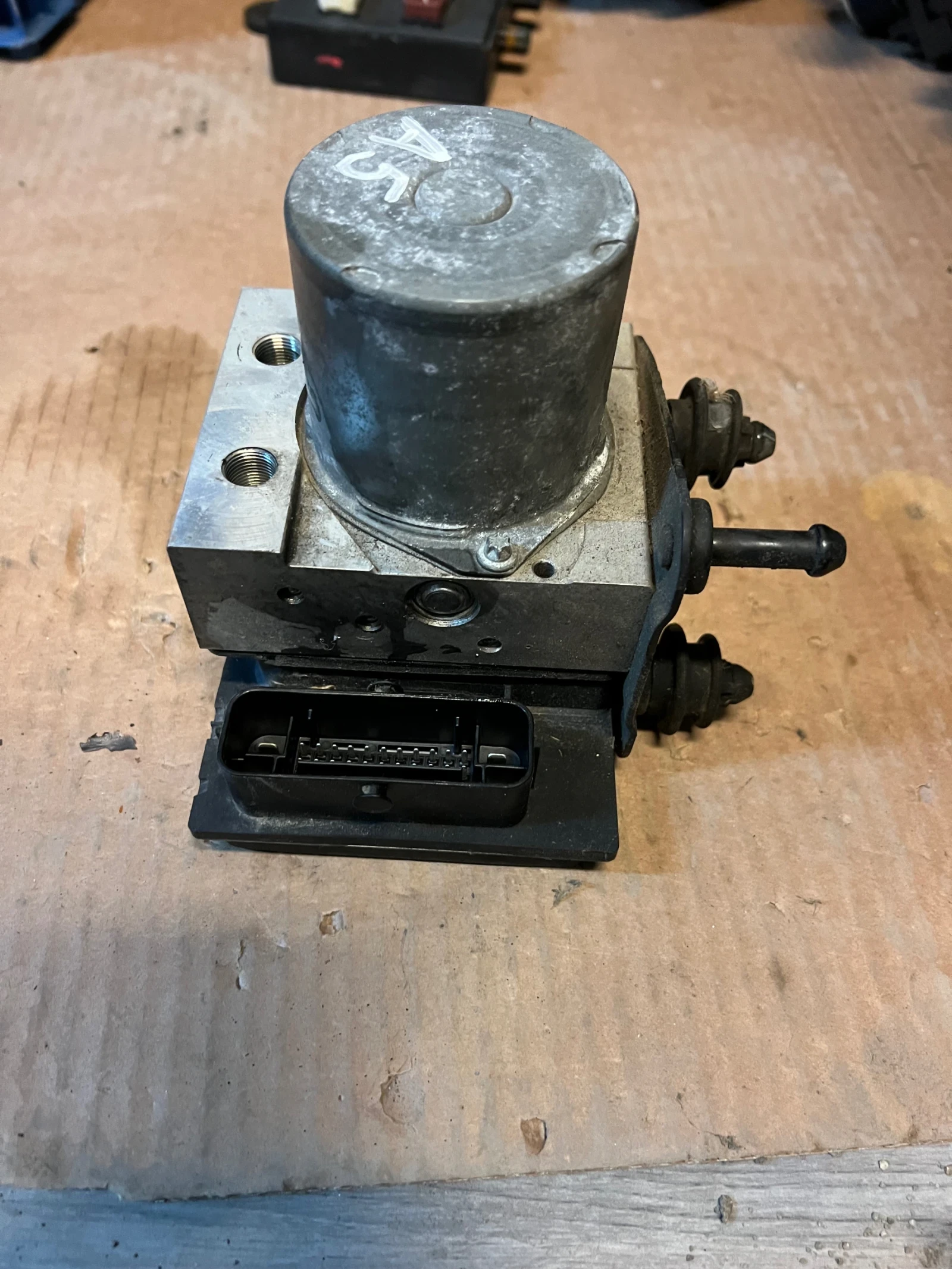 8K0 614 517DQ  0 265 236 297 �BS ����� AUDI A5  8K0614517DQ 8K0 907 379 BC | Mobile.bg � ����������� 3