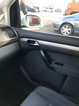 VW Touran 1.6i 102 кс, снимка 8