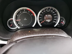 Honda Accord 2.2 I-DTEC, снимка 10