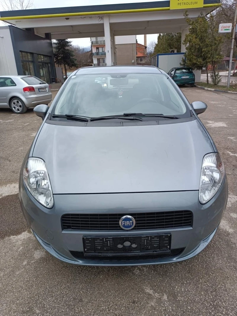 Fiat Punto 1.4 бензин, снимка 2 - Автомобили и джипове - 44358529