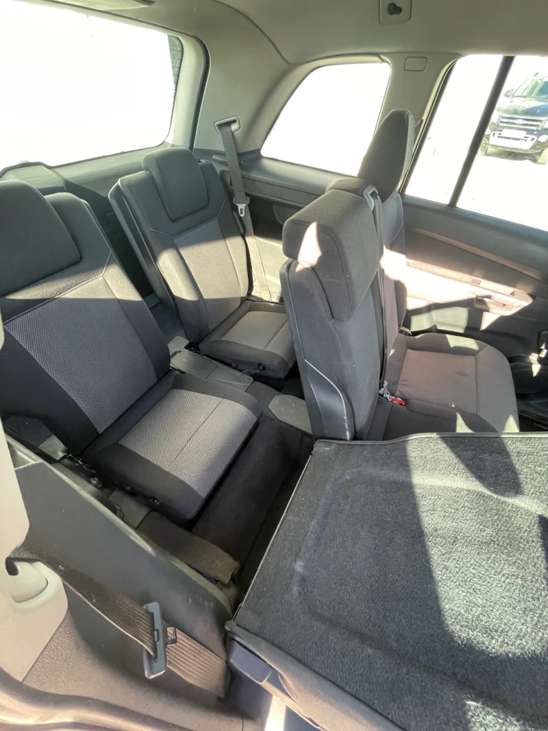 Opel Zafira 1.7CDTI, снимка 13 - Автомобили и джипове - 47800093