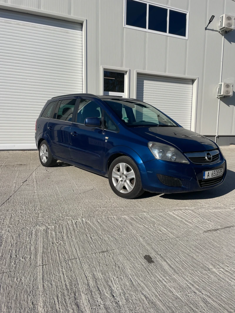 Opel Zafira 1.7CDTI, снимка 2 - Автомобили и джипове - 47800093