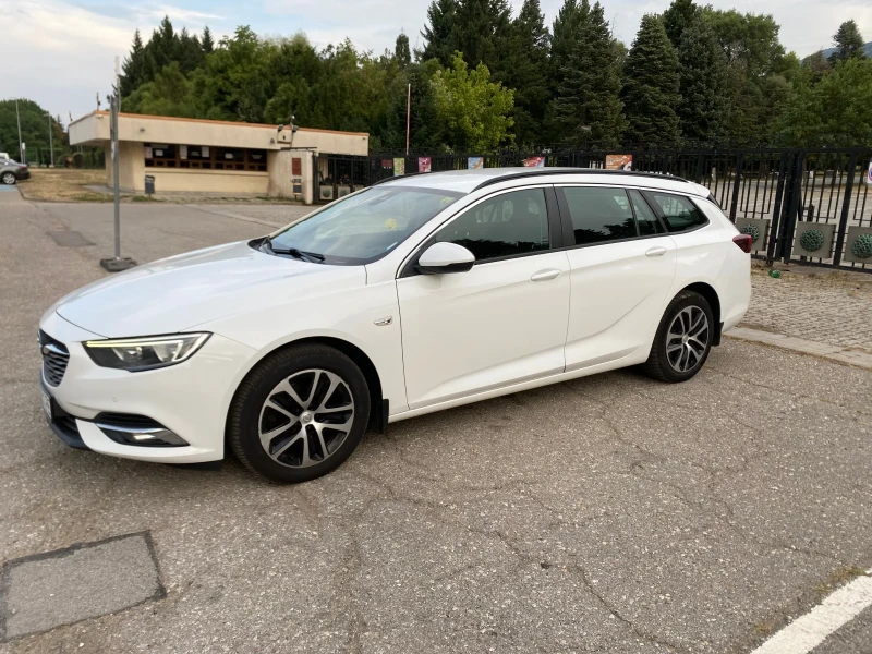 Opel Insignia CDTI SPORTS TOURER, снимка 2 - Автомобили и джипове - 47244232