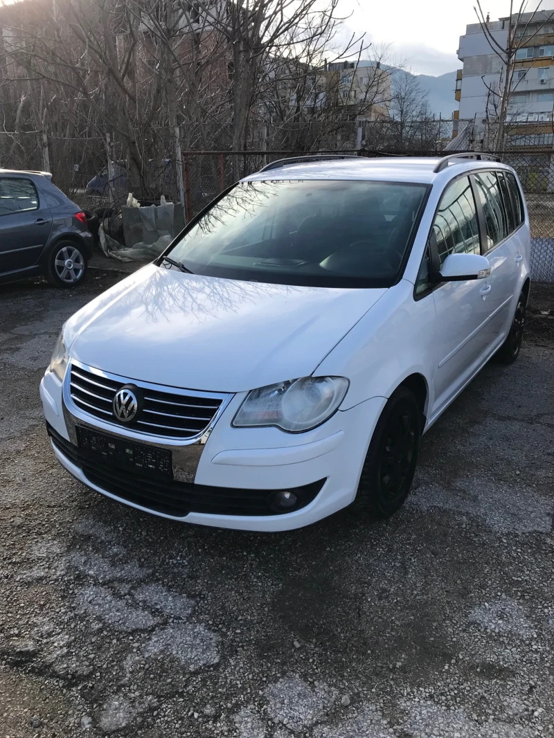 VW Touran 1.6i 102 кс, снимка 5 - Автомобили и джипове - 47014902