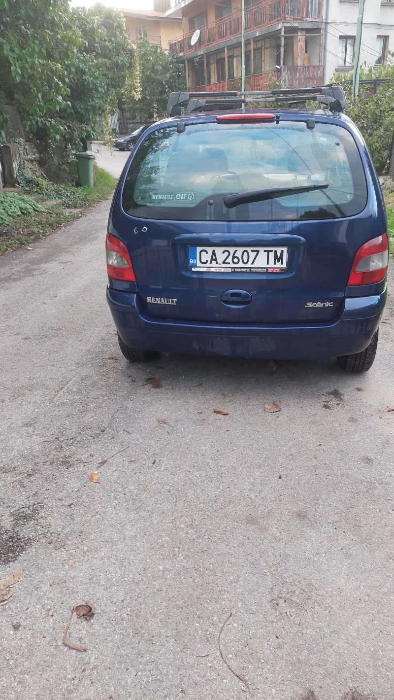 Renault Scenic, снимка 6 - Автомобили и джипове - 47562779