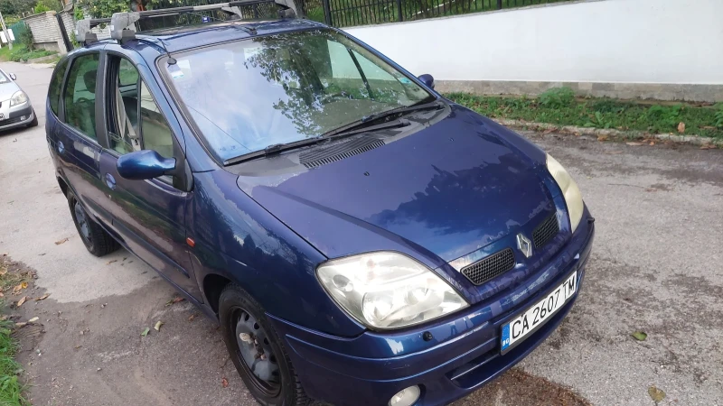 Renault Scenic, снимка 9 - Автомобили и джипове - 47562779