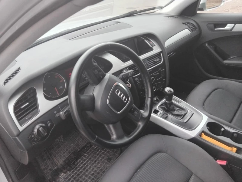 Audi A4 2.0 , снимка 6 - Автомобили и джипове - 48642530