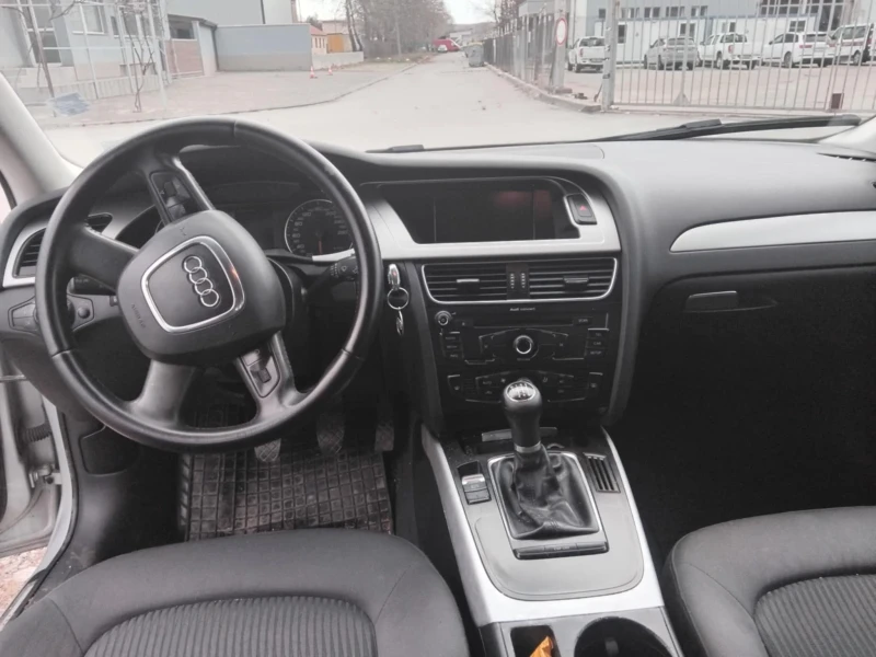 Audi A4 2.0 , снимка 5 - Автомобили и джипове - 48642530