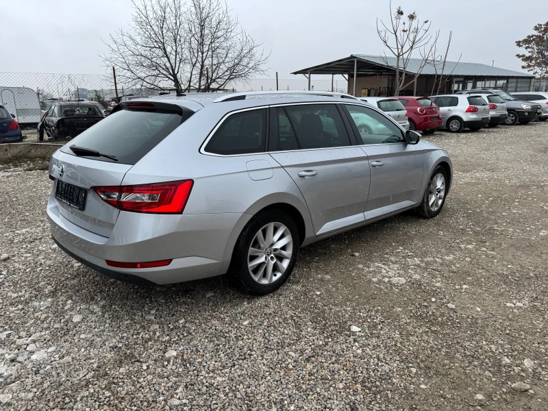 Skoda Superb 2.0TDI-NAVI-LED-XENON-DISKTRONIK-KOJA-PODGREV, снимка 6 - Автомобили и джипове - 49297618