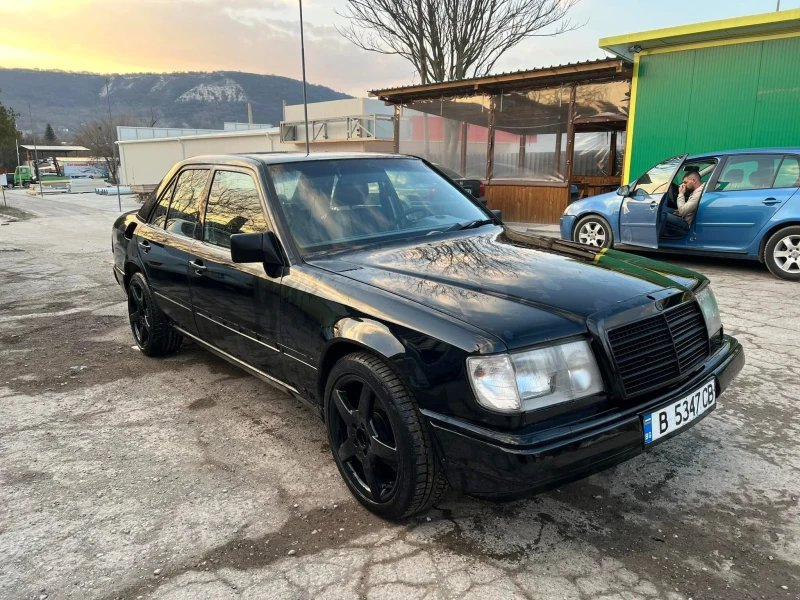 Mercedes-Benz 124, снимка 1 - Автомобили и джипове - 49452305