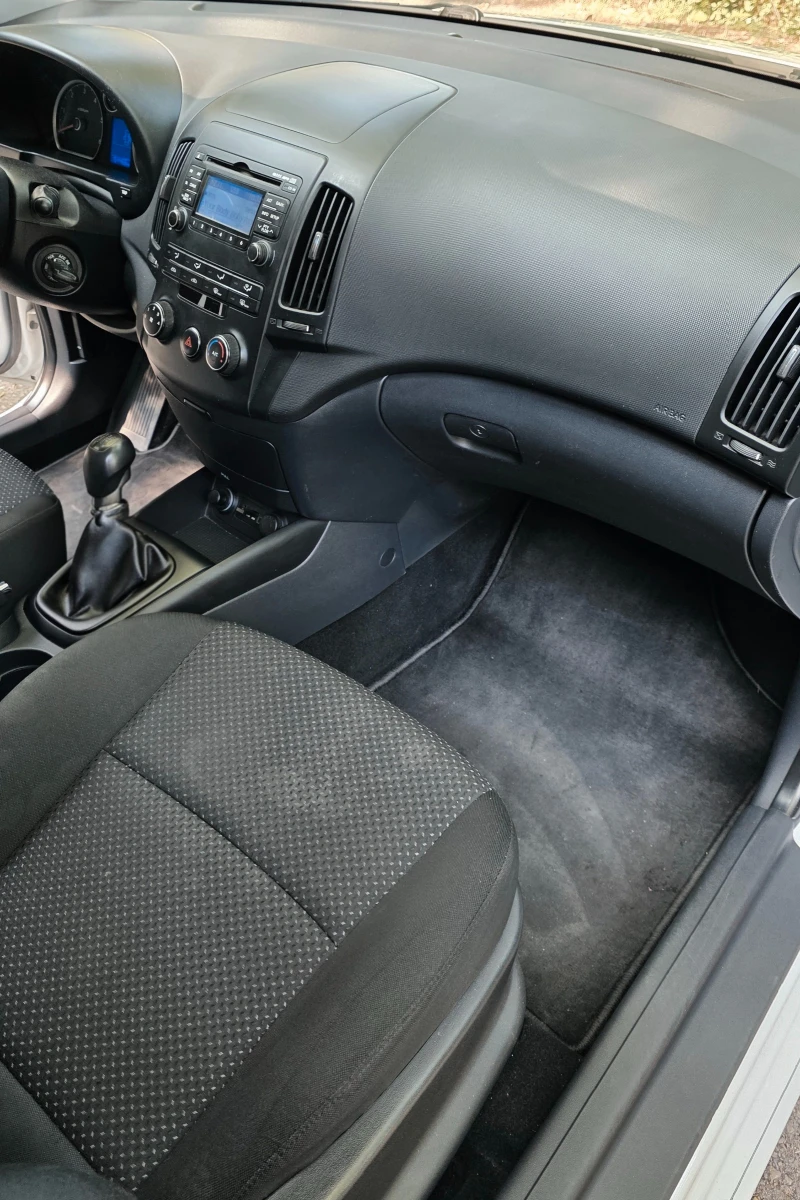 Hyundai I30, снимка 10 - Автомобили и джипове - 51081220