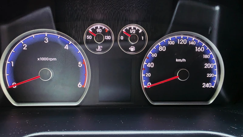 Hyundai I30, снимка 12 - Автомобили и джипове - 51081220