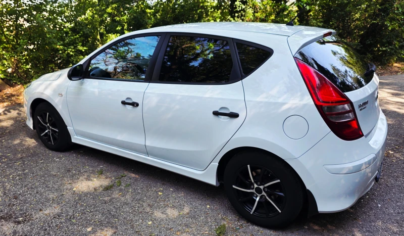 Hyundai I30, снимка 2 - Автомобили и джипове - 51081220