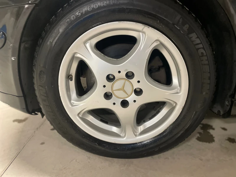 Mercedes-Benz C 180 AVTOMAT* KOMPRESOR, снимка 11 - Автомобили и джипове - 52867693