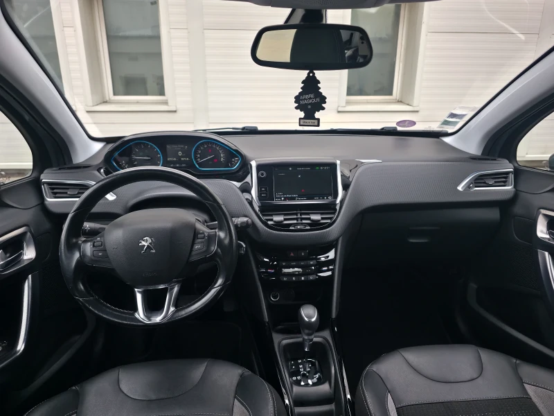 Peugeot 2008 Allure * CAMERA* * NAVI* 79k km, снимка 12 - Автомобили и джипове - 53454718