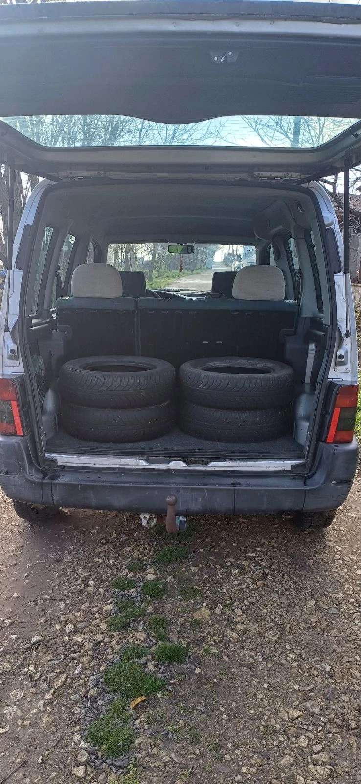 Peugeot Partner, снимка 5 - Автомобили и джипове - 52832820