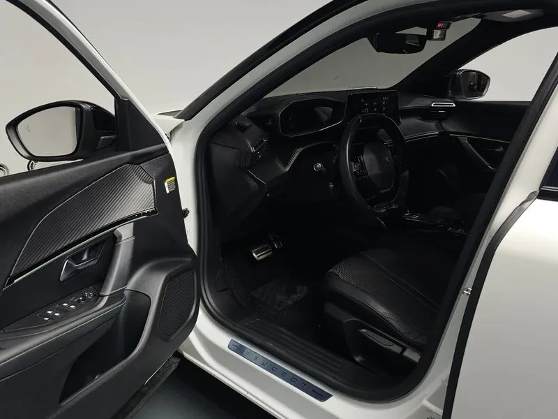 Peugeot 2008 EV GT - ���� 30% ����� | Mobile.bg � ����������� 9