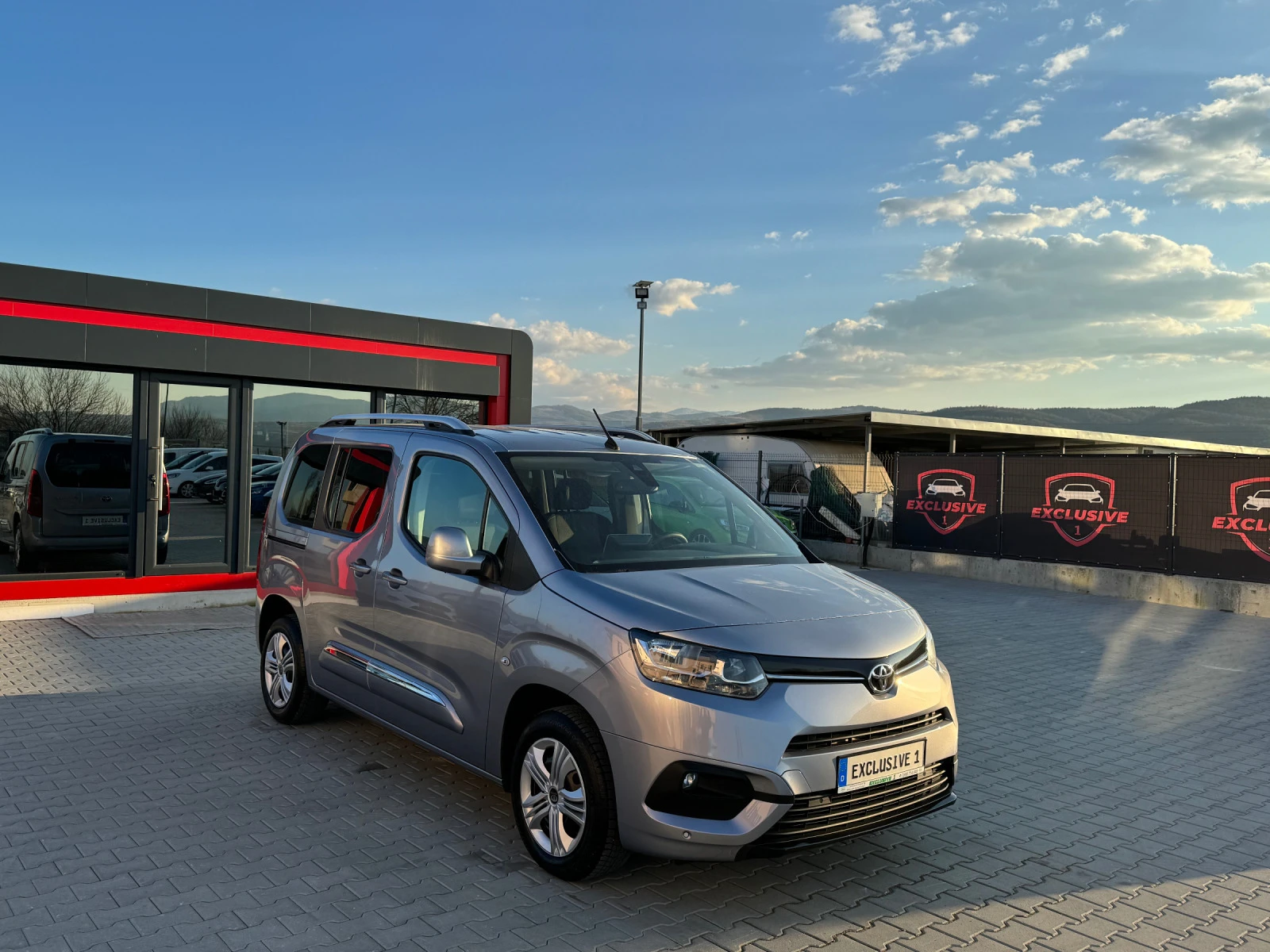 Toyota Proace City 1.5D 4+ 1 FULL - изображение 7