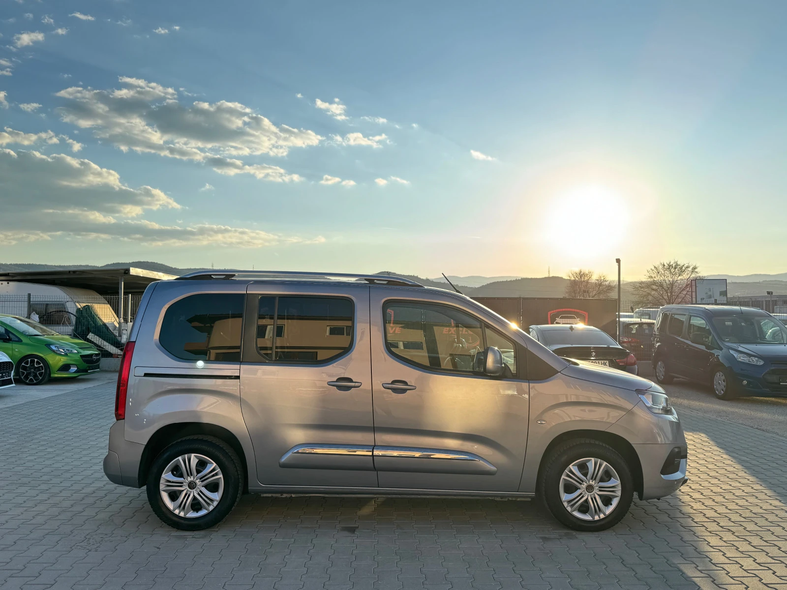 Toyota Proace City 1.5D 4+ 1 FULL - изображение 6