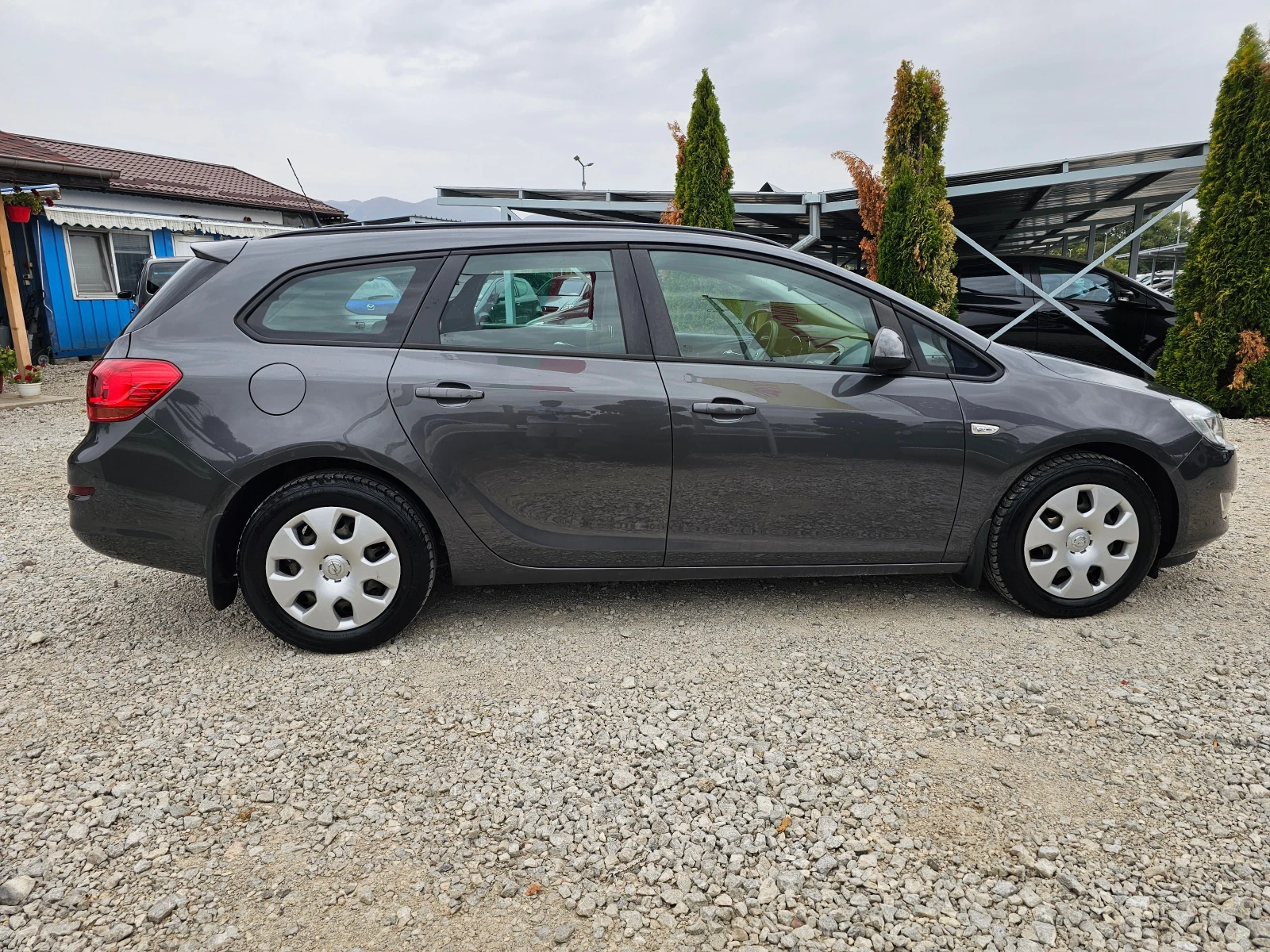 Opel Astra 1.3 CDTI EKOFLEX КЛИМАТИК - изображение 6