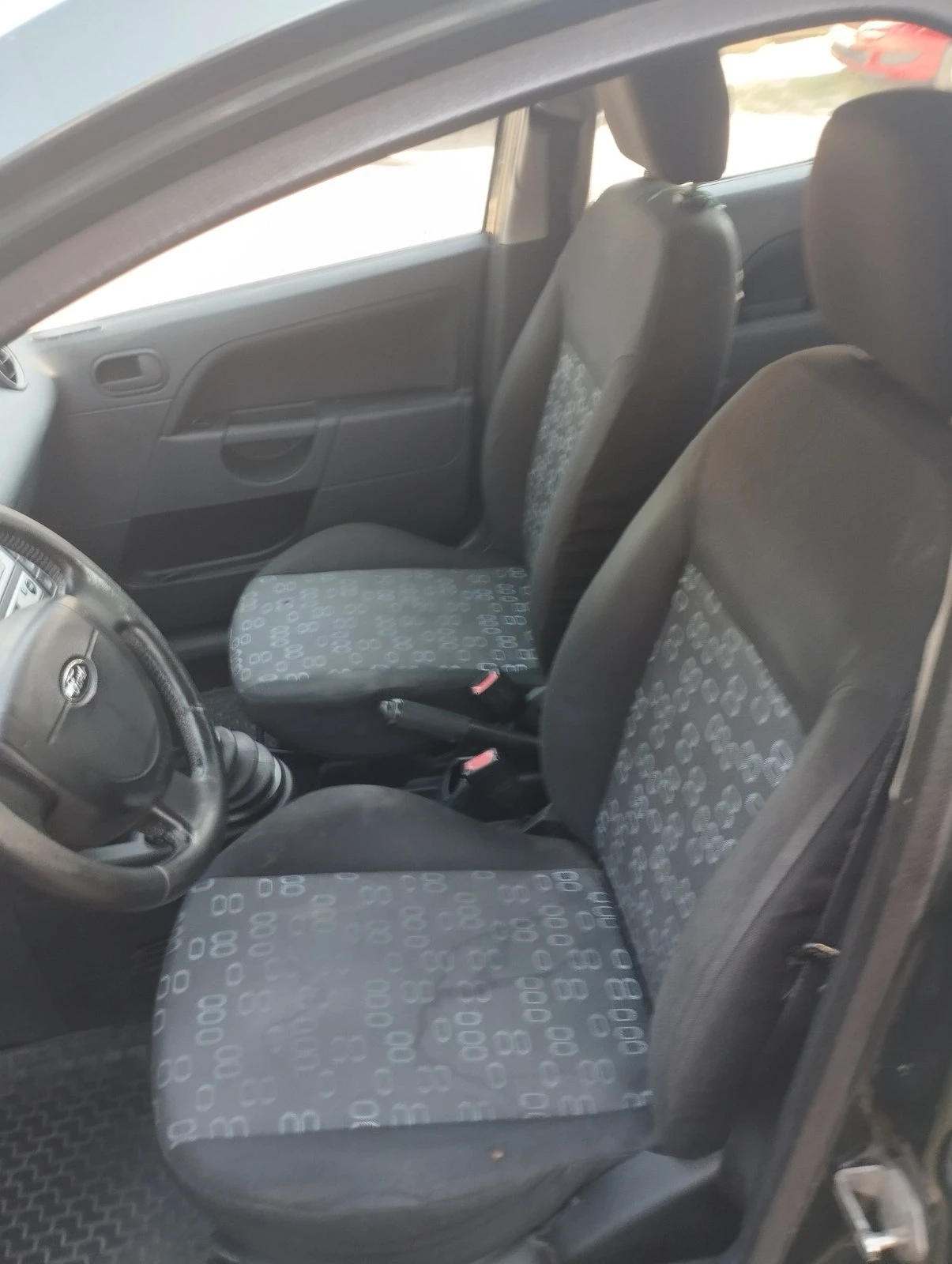 Ford Fiesta  - изображение 6