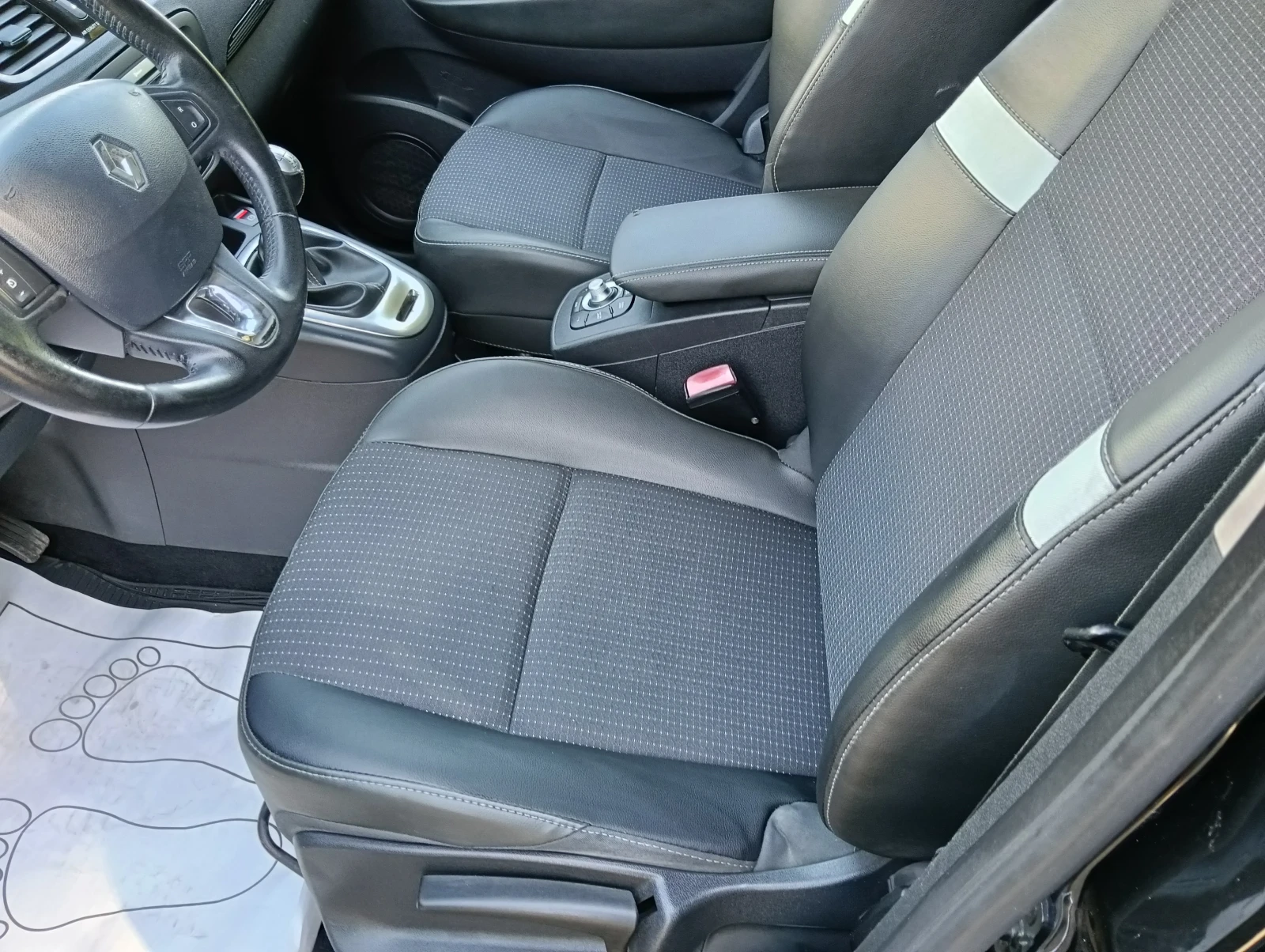Renault Grand scenic 1.5 DCI 7M - изображение 9