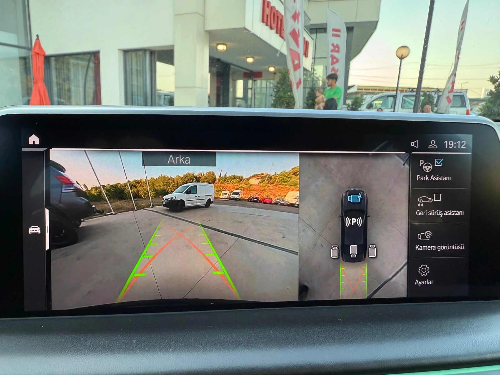 BMW 745 | Mobile.bg   12