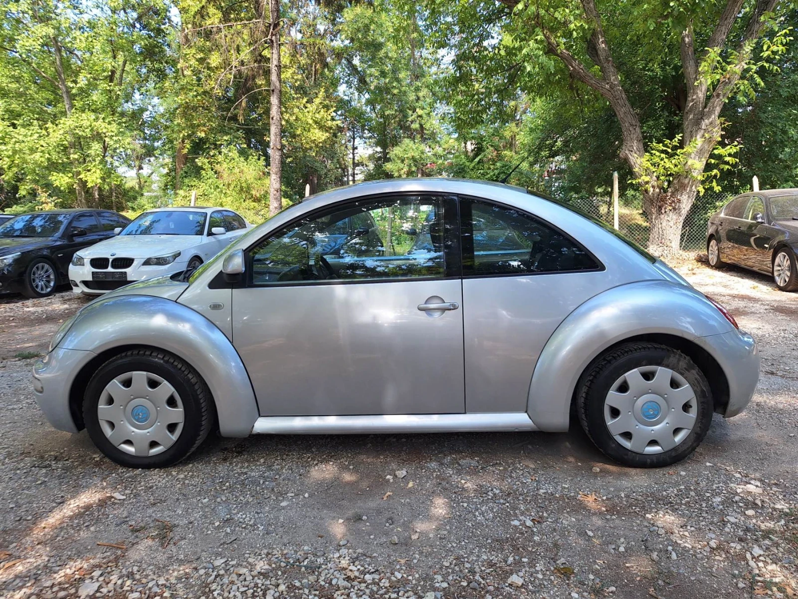 VW Beetle 1, 9 TDI 90к.с. запазен, без ръжда, с регистрация - изображение 8