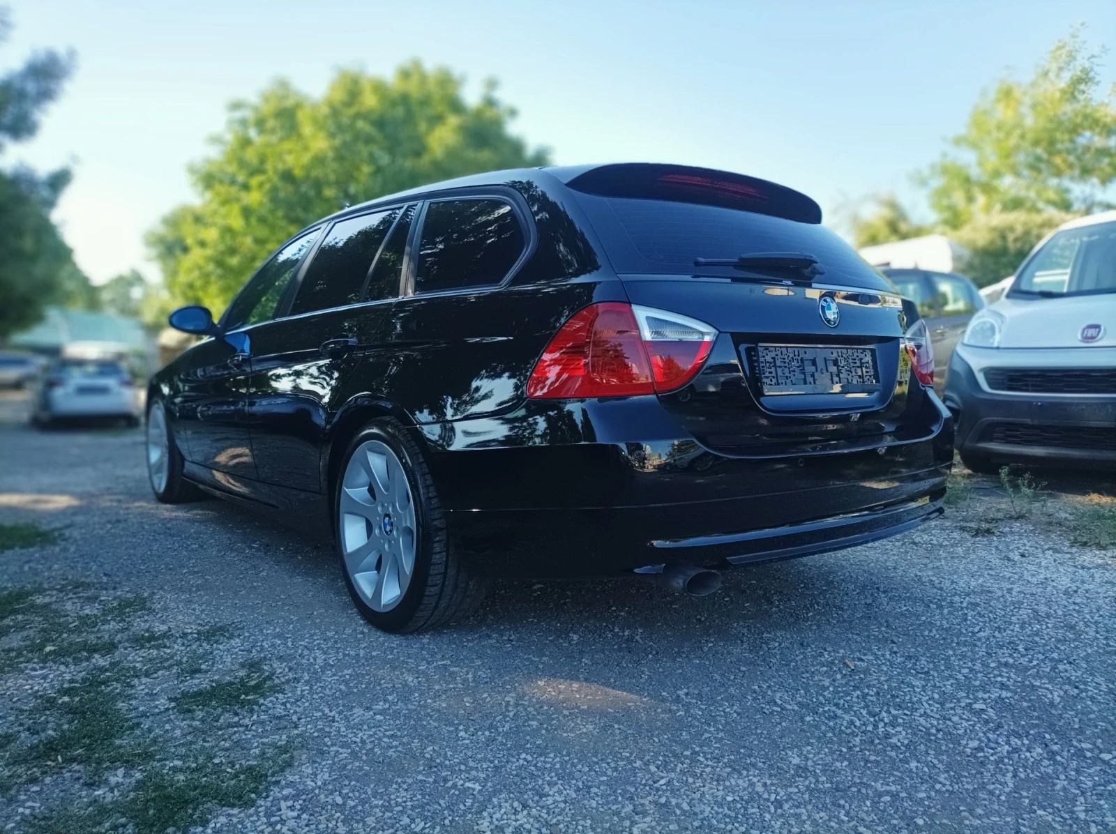 BMW 320 * * EXECUTIVE* * 2.0d - 163* * NAVI* * AUTOMATIC*  - изображение 4