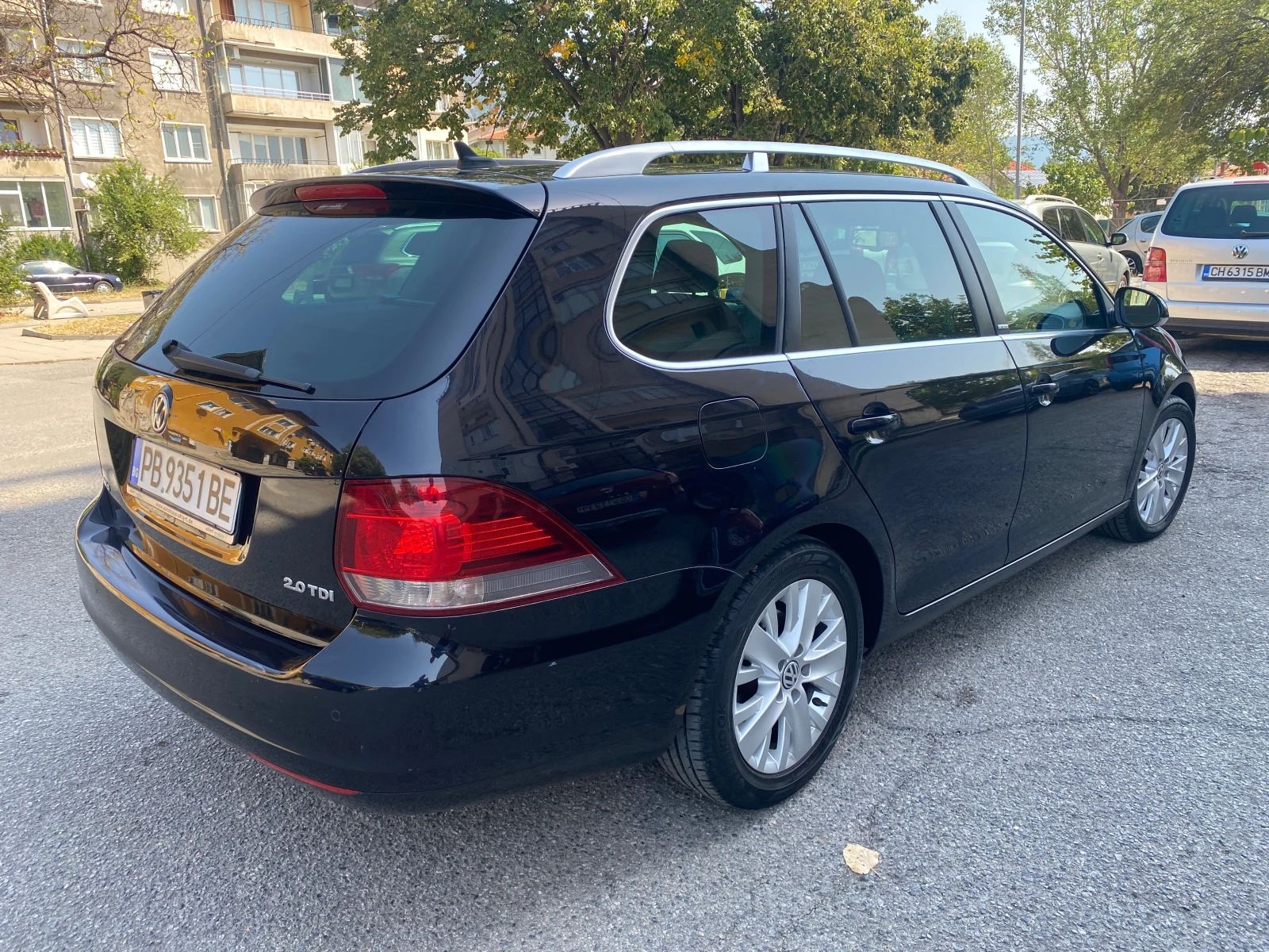 VW Golf 6 2л дизел 140 к.с. - изображение 5