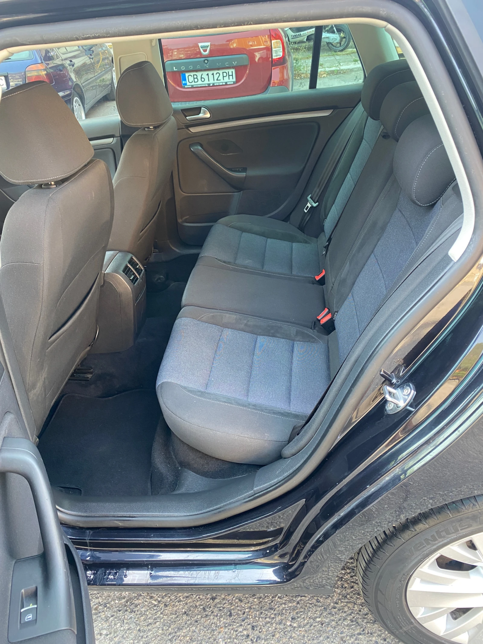 VW Golf 6 2л дизел 140 к.с. - изображение 10